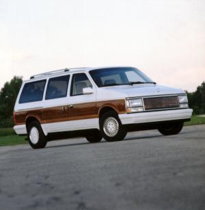 Chrysler Town & Country 1990 года